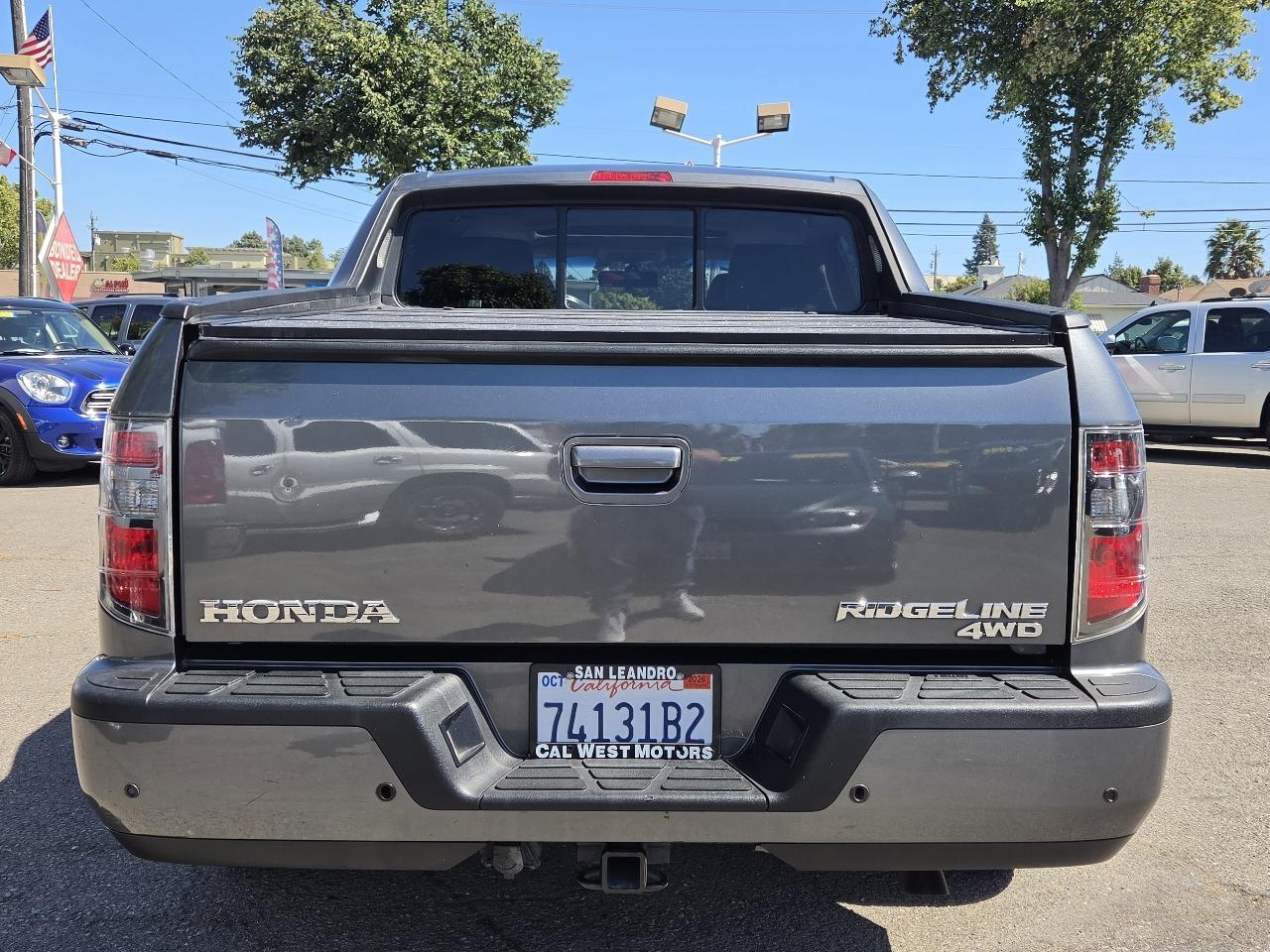 Honda Ridgeline  2012
