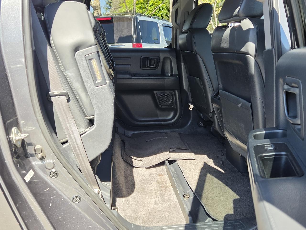 Honda Ridgeline  2012