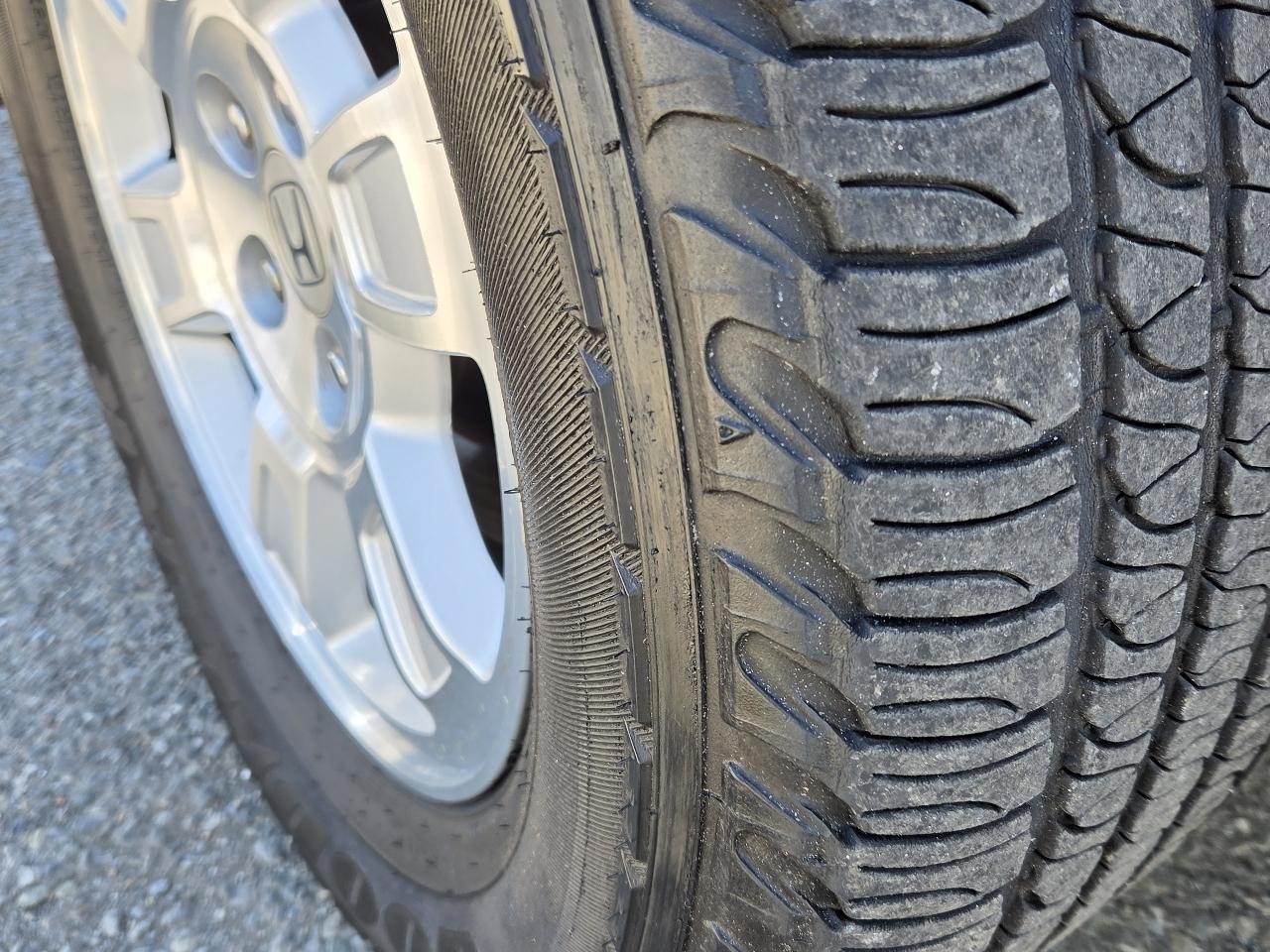 Honda Ridgeline  2012