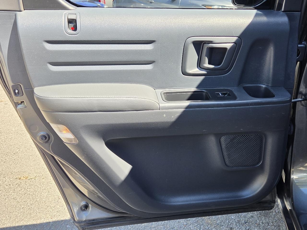 Honda Ridgeline  2012