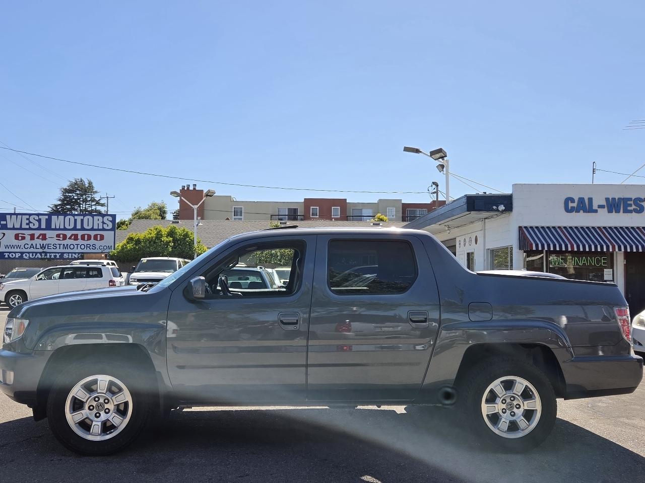 Honda Ridgeline  2012