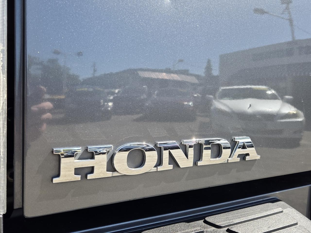 Honda Ridgeline  2012