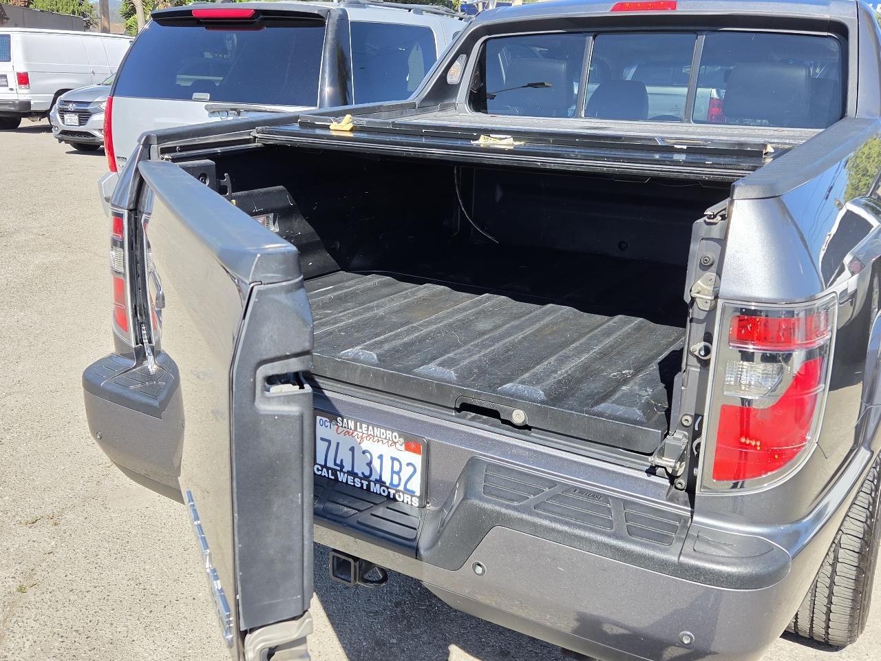 Honda Ridgeline  2012