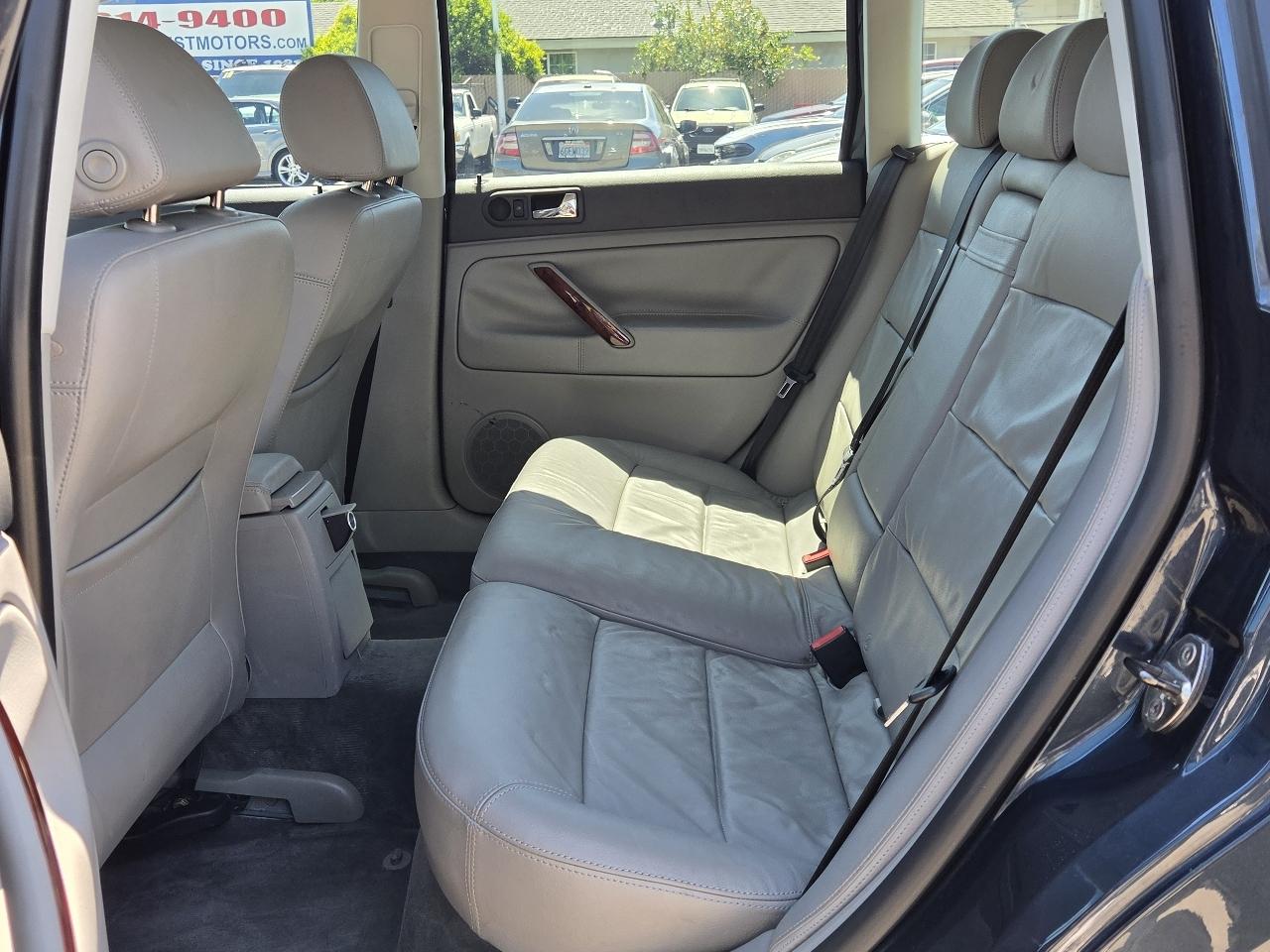 Volkswagen Passat Wagon  2005