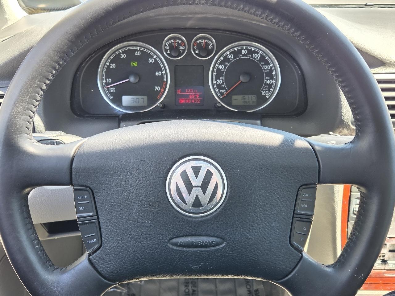 Volkswagen Passat Wagon  2005