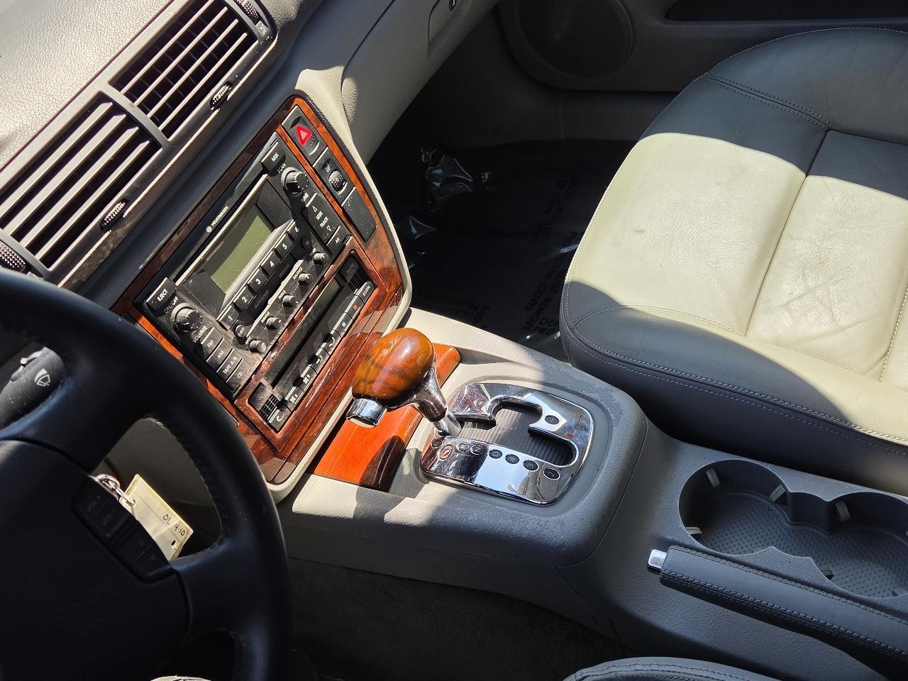 Volkswagen Passat Wagon  2005