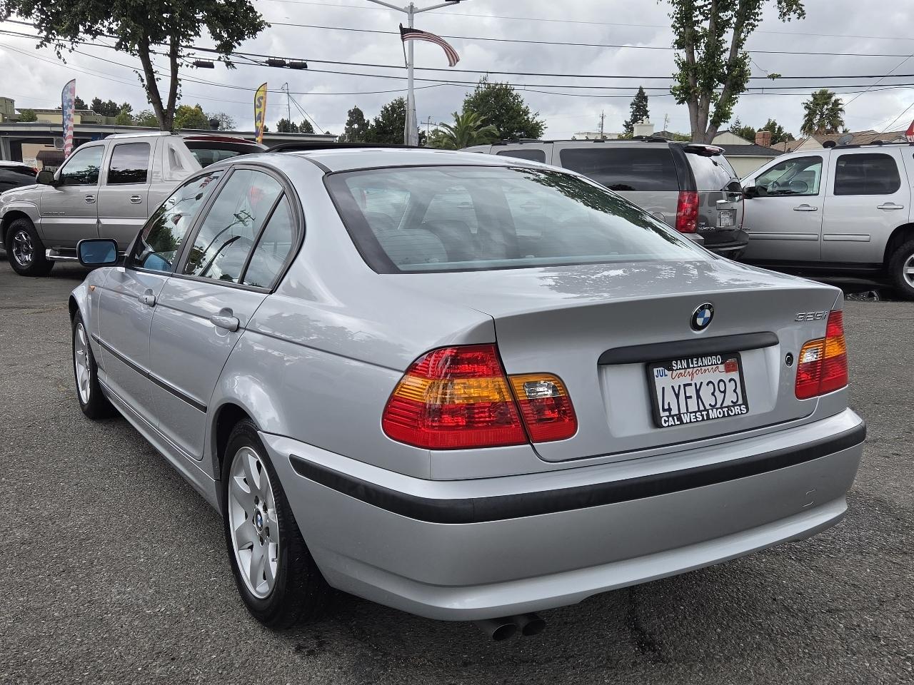 BMW 3 Series  2002