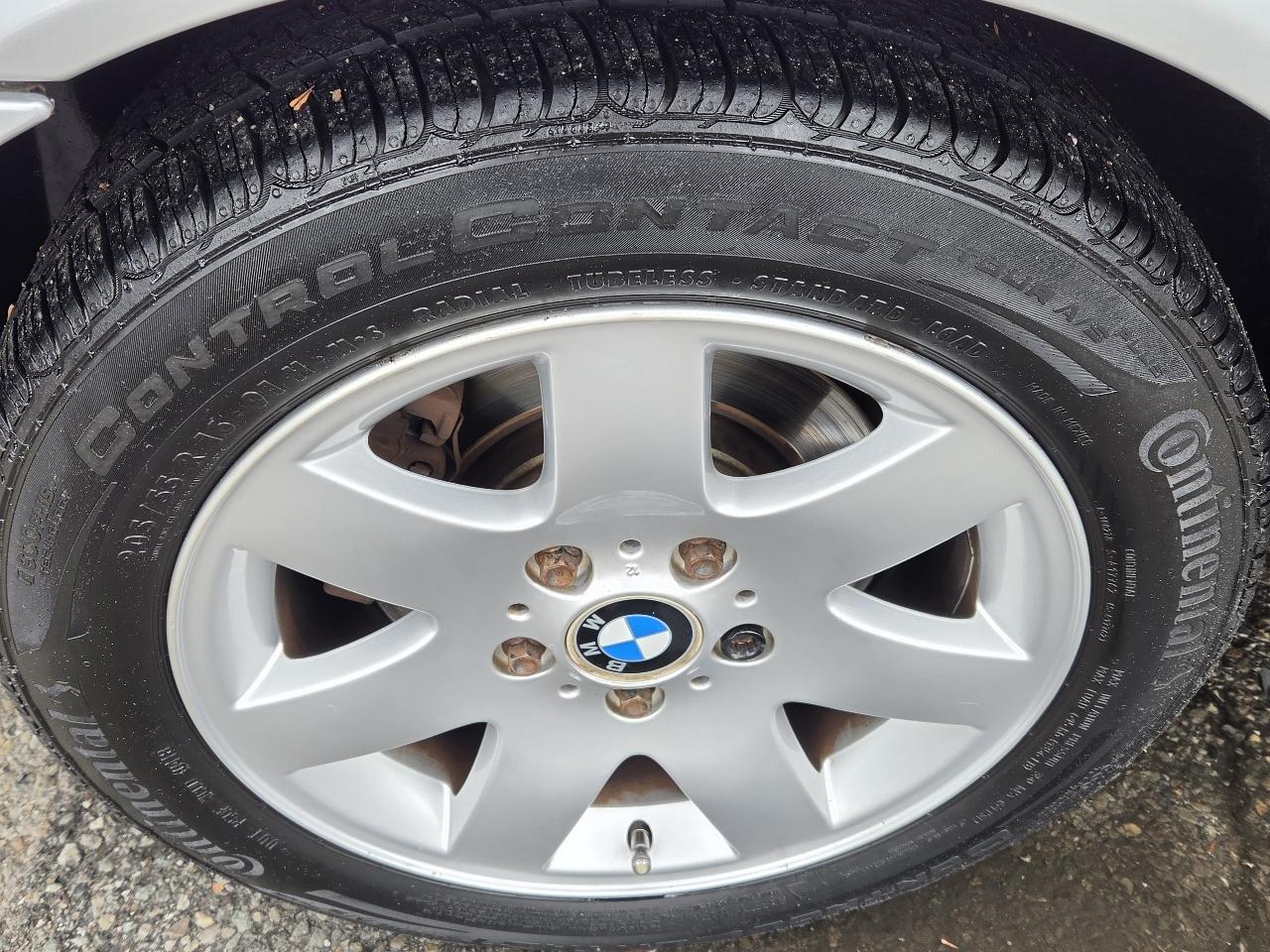 BMW 3 Series  2002