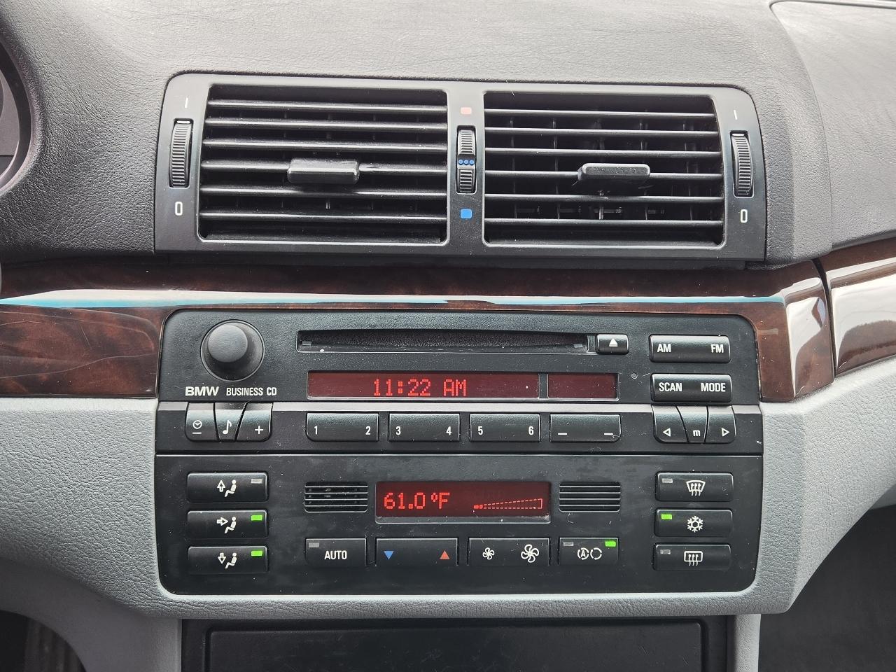 BMW 3 Series  2002