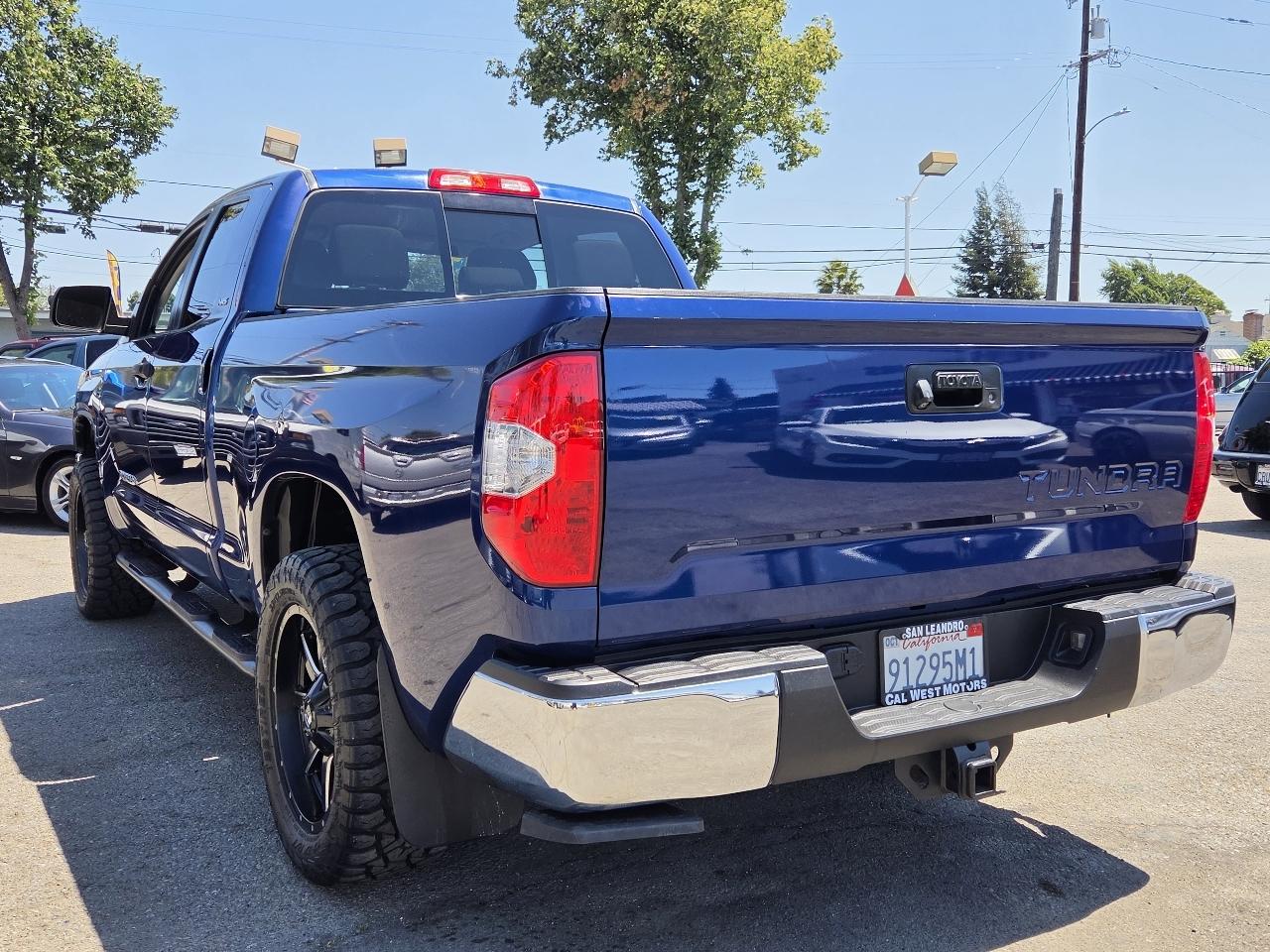Toyota Tundra  2014