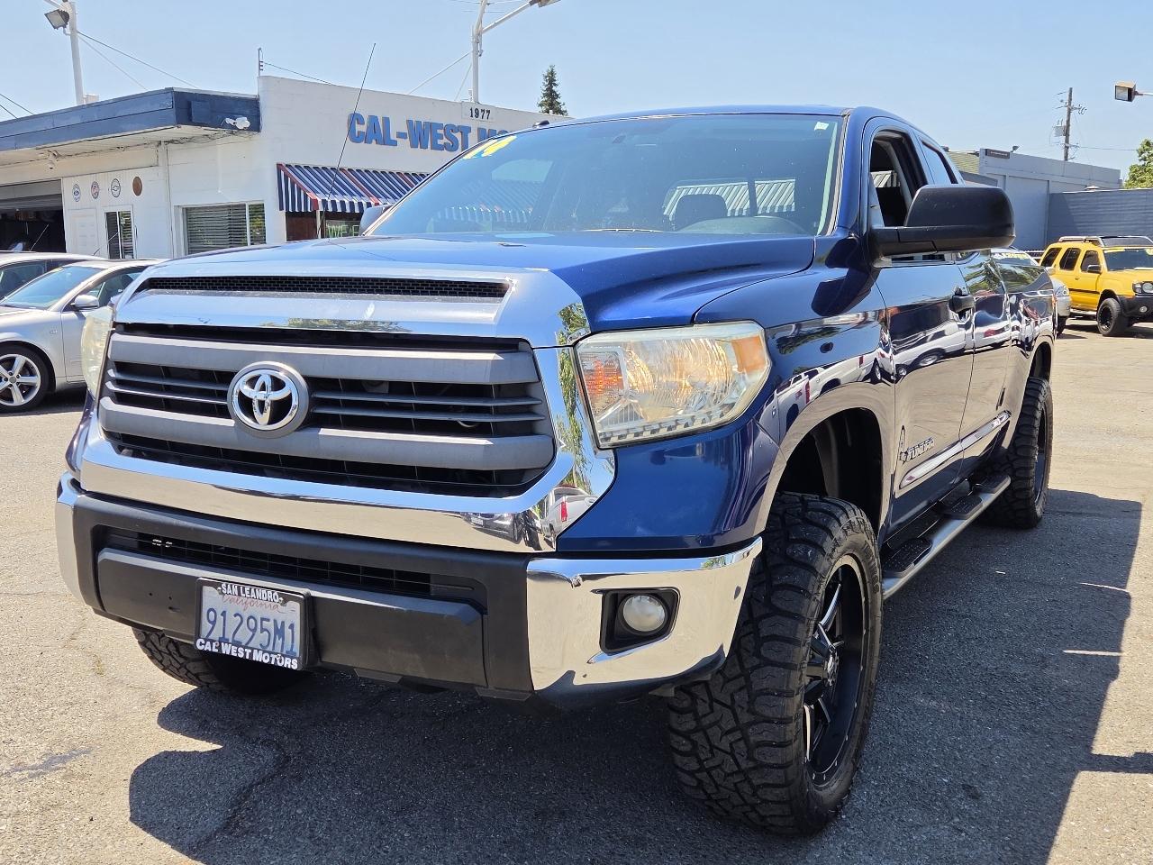 Toyota Tundra  2014