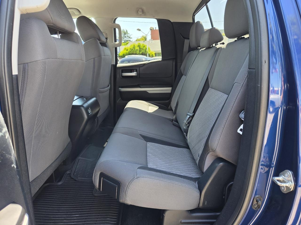 Toyota Tundra  2014