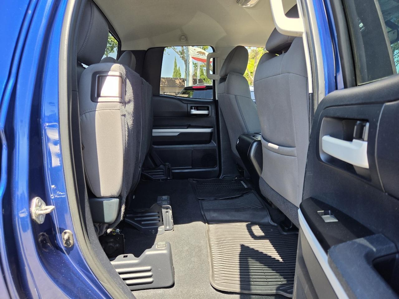 Toyota Tundra  2014