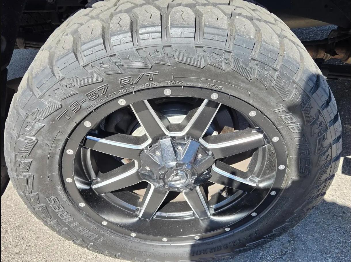 Toyota Tundra  2014