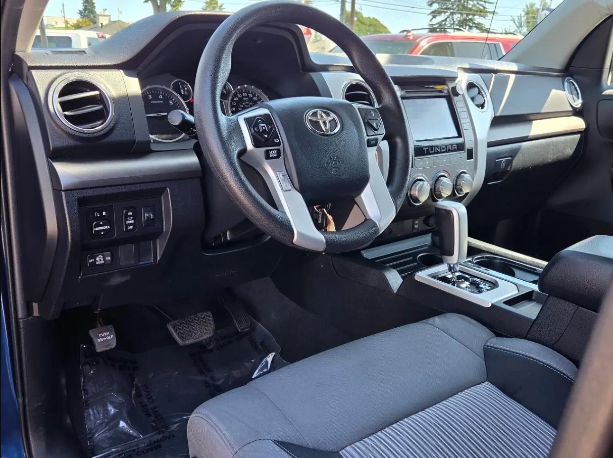 Toyota Tundra  2014