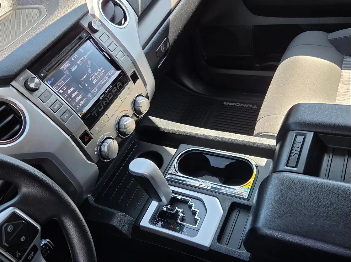 Toyota Tundra  2014