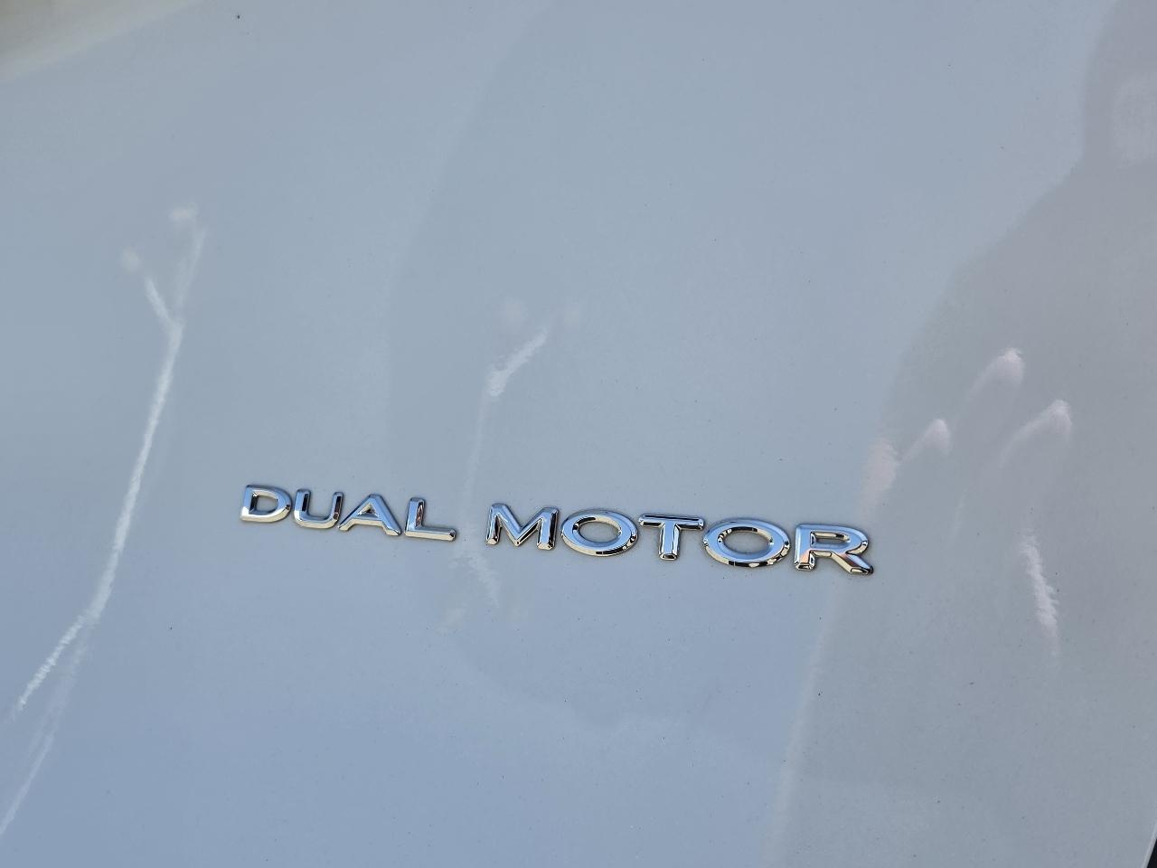 Tesla Model Y  2022