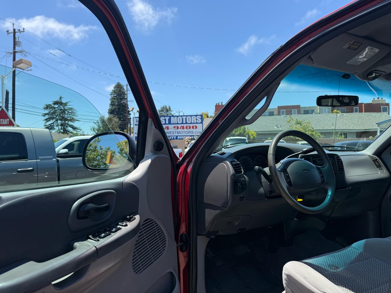 Ford F-150  2002