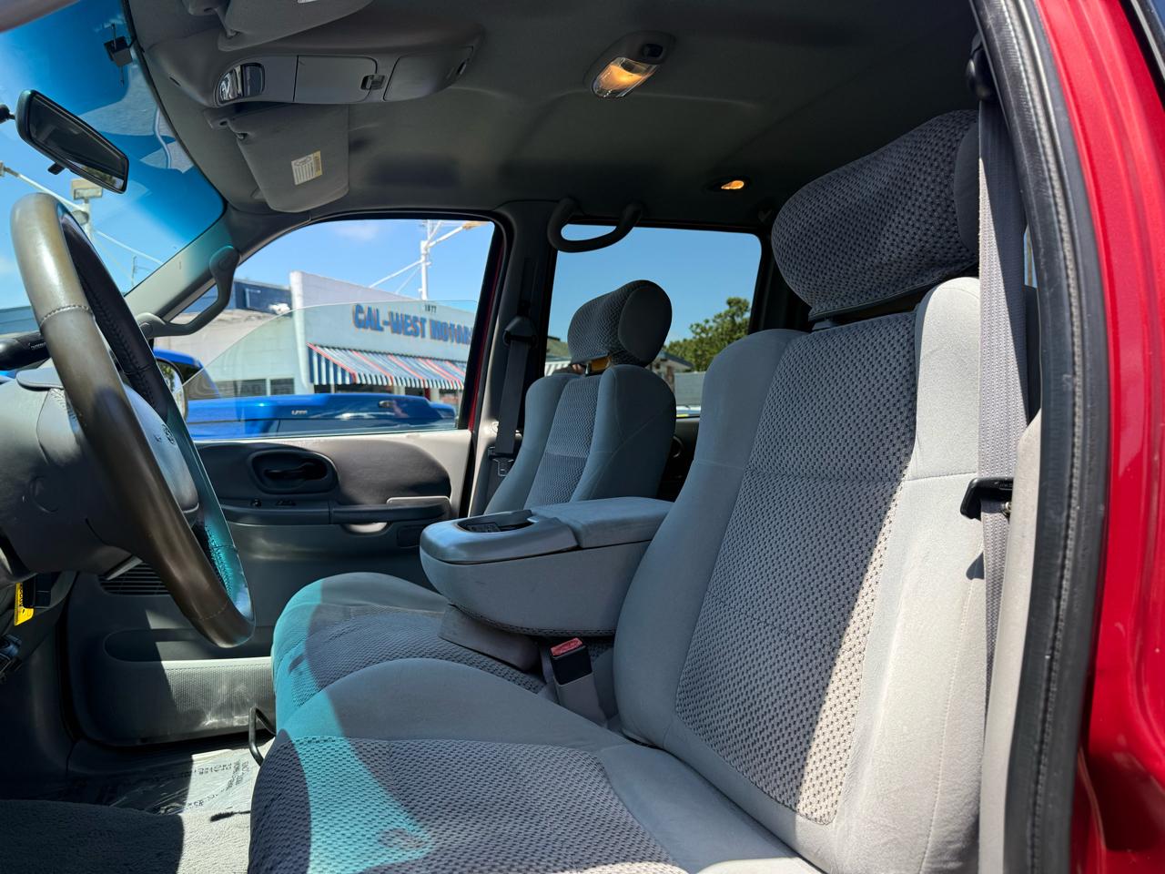 Ford F-150  2002
