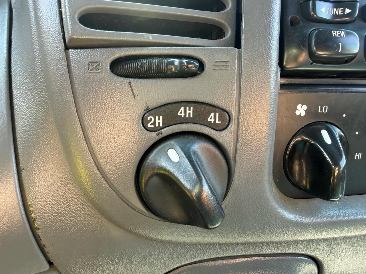 Ford F-150  2002