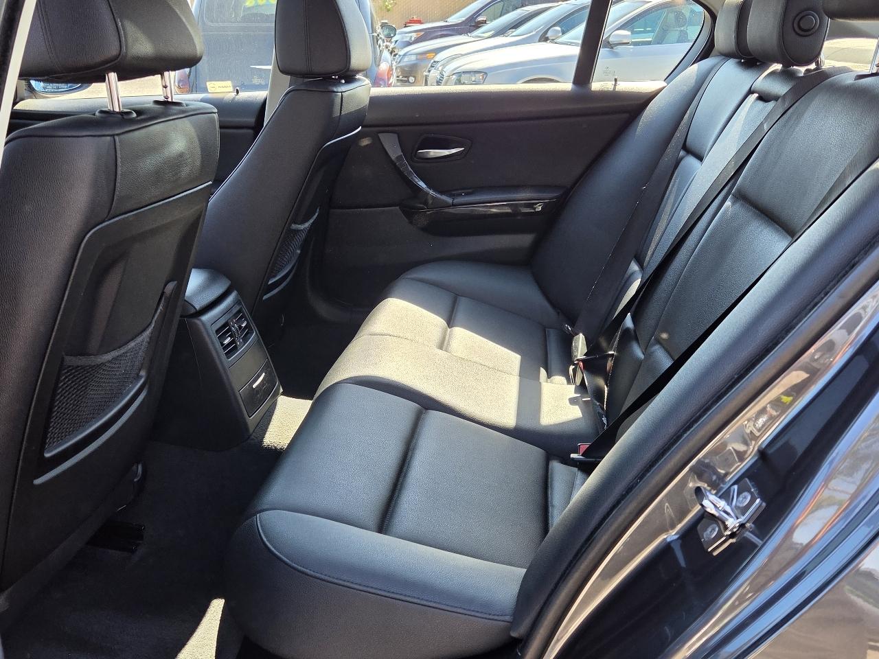 BMW 3 Series  2008