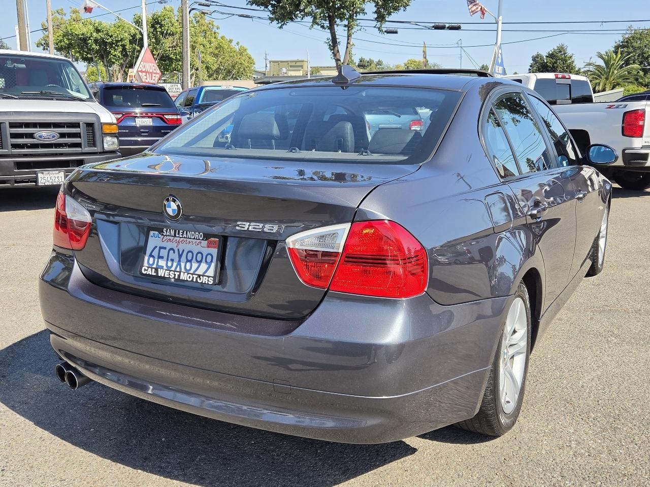BMW 3 Series  2008