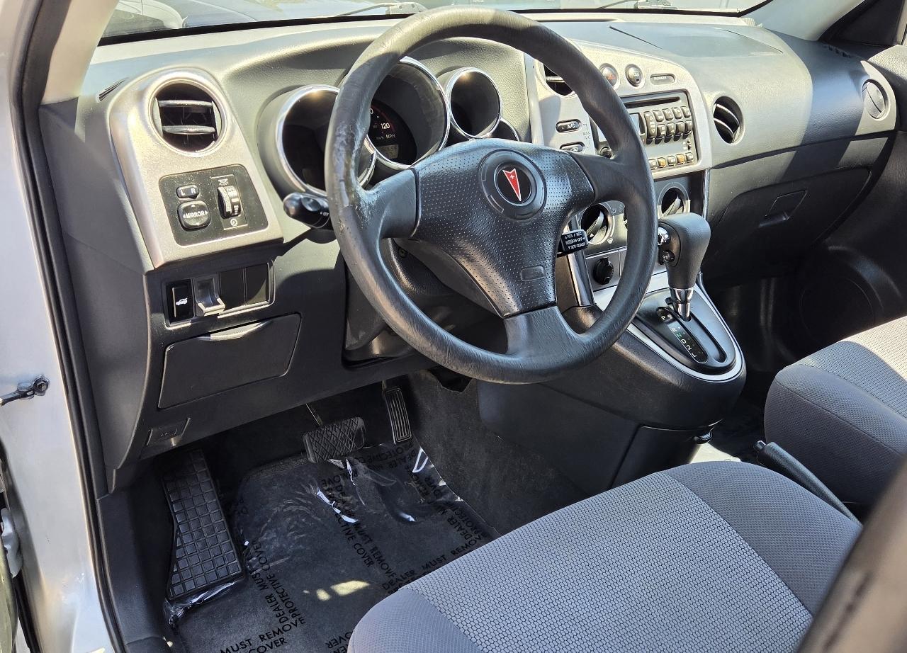 Pontiac Vibe  2005