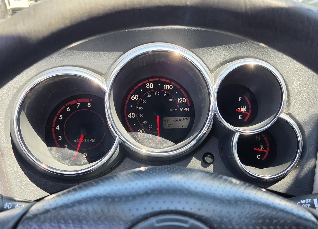 Pontiac Vibe  2005