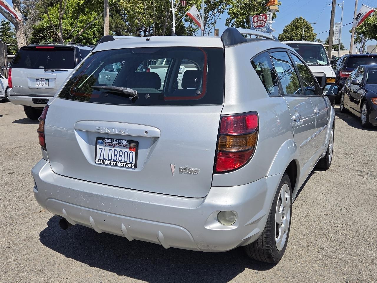 Pontiac Vibe  2005