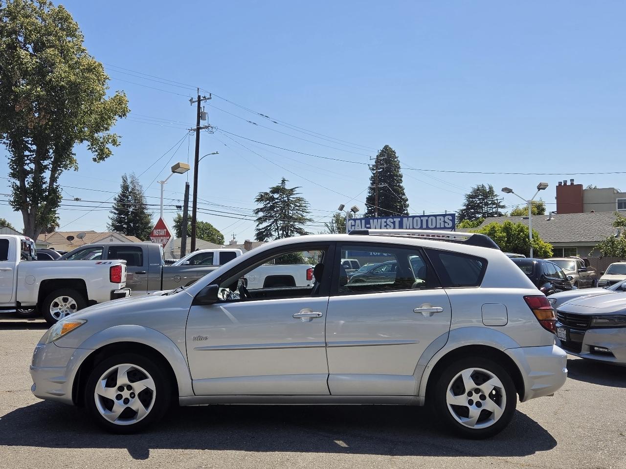 Pontiac Vibe  2005