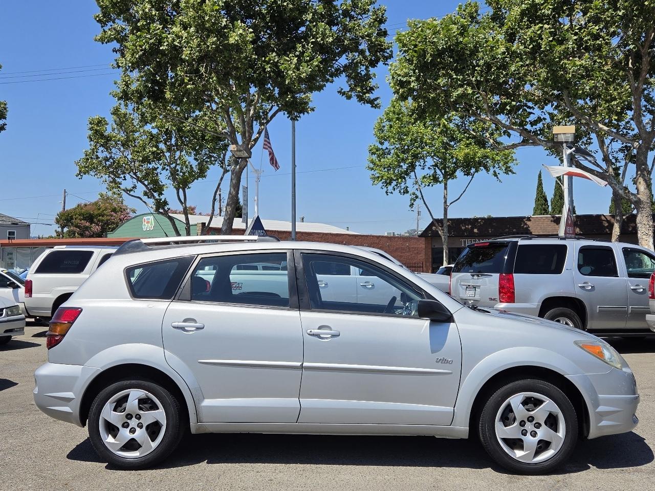 Pontiac Vibe  2005
