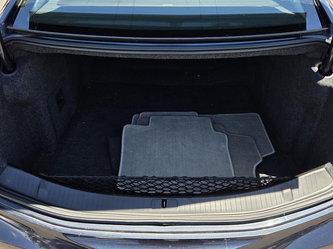 Cadillac XTS  2013