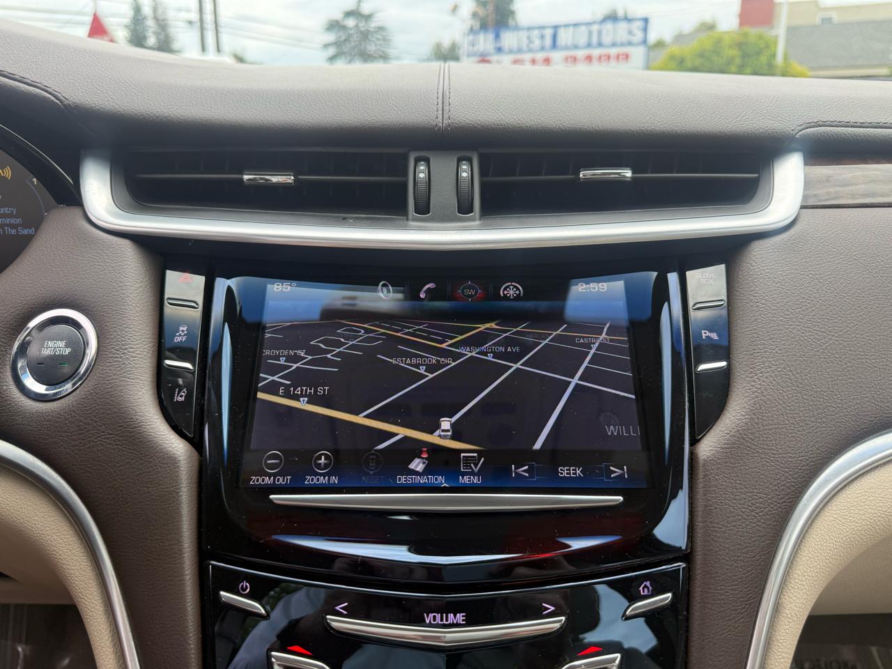 Cadillac XTS  2013