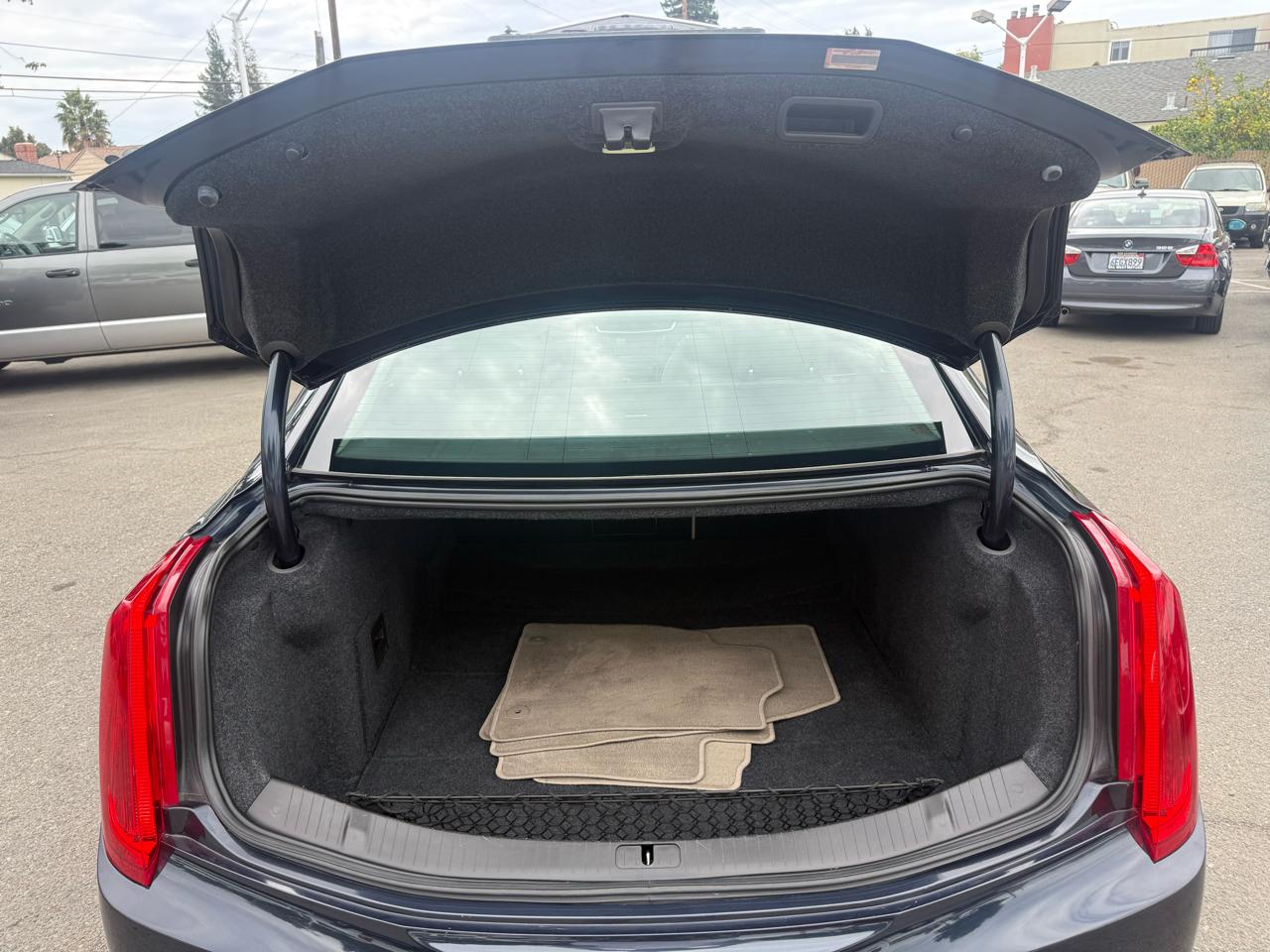 Cadillac XTS  2013