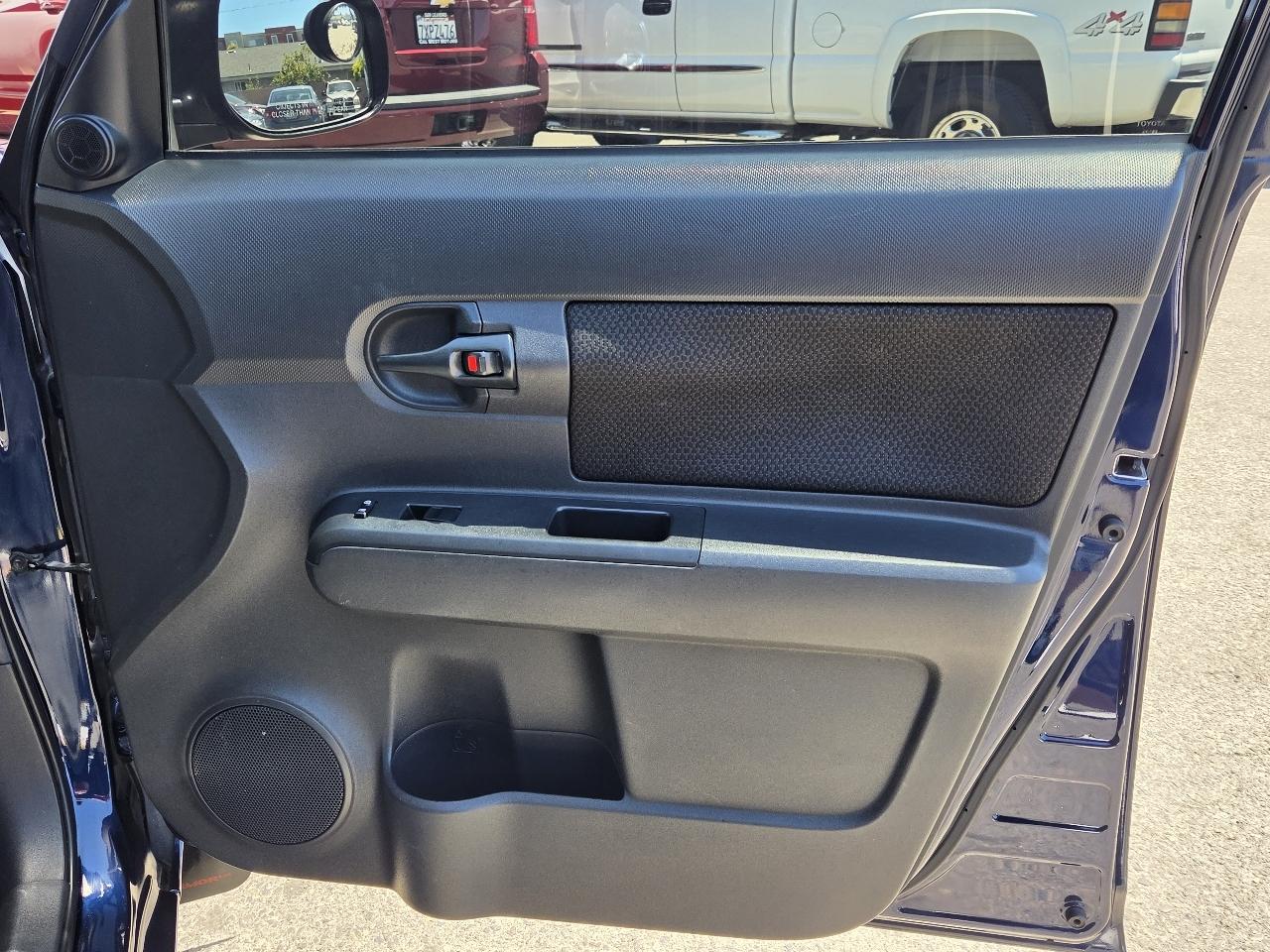 Scion xB  2008