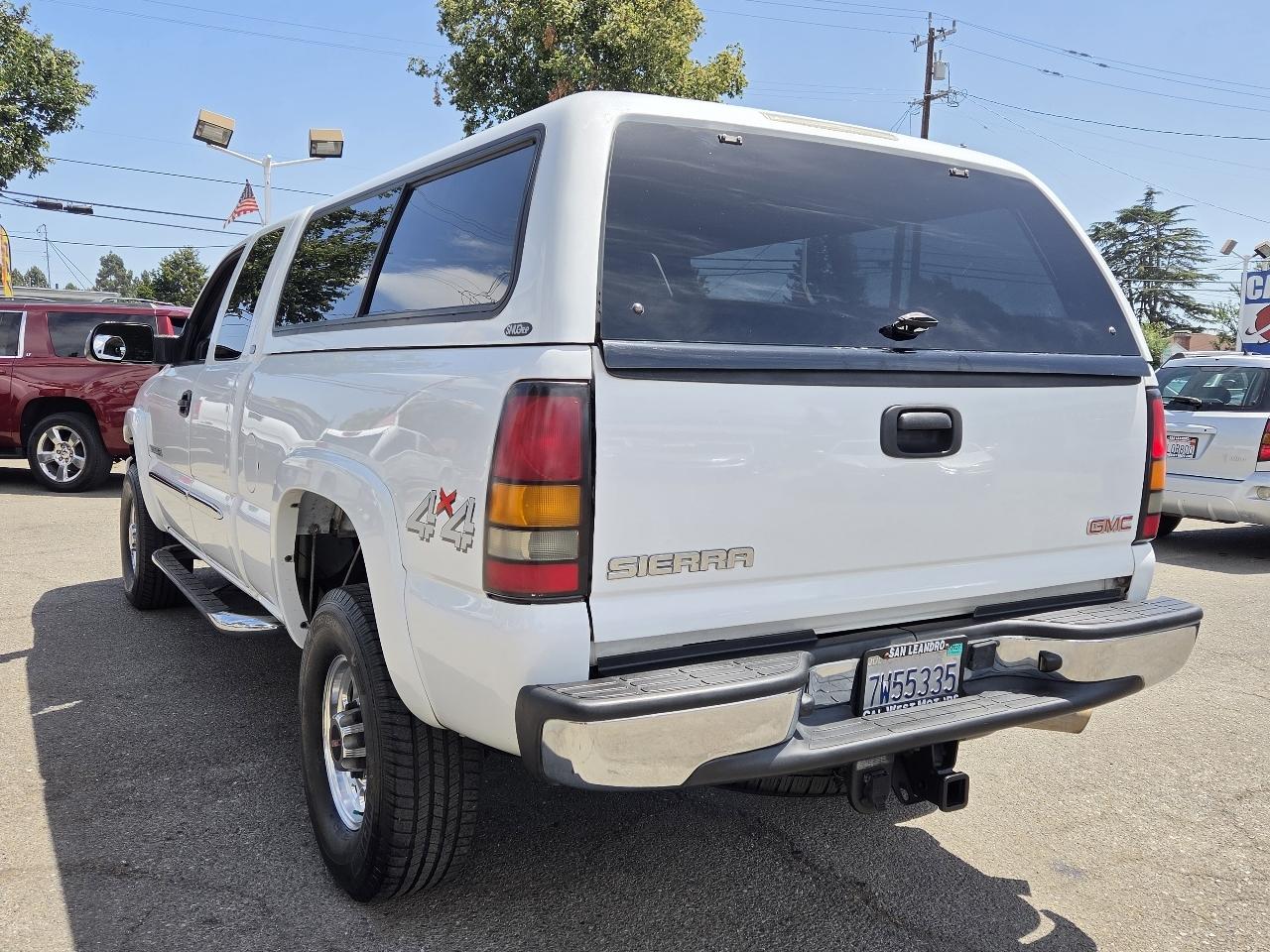 GMC Sierra 2500HD  2005