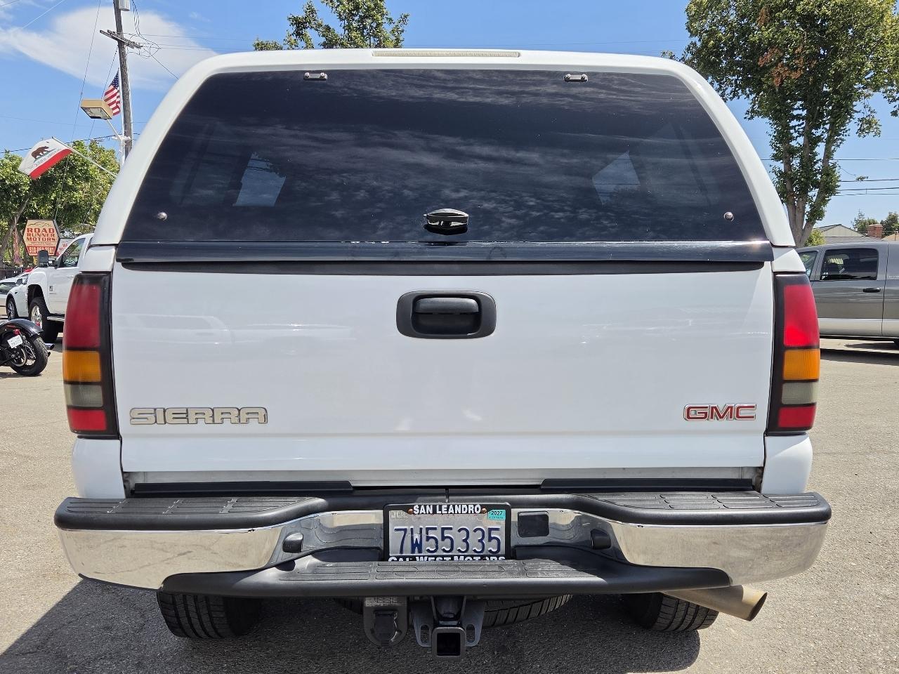 GMC Sierra 2500HD  2005