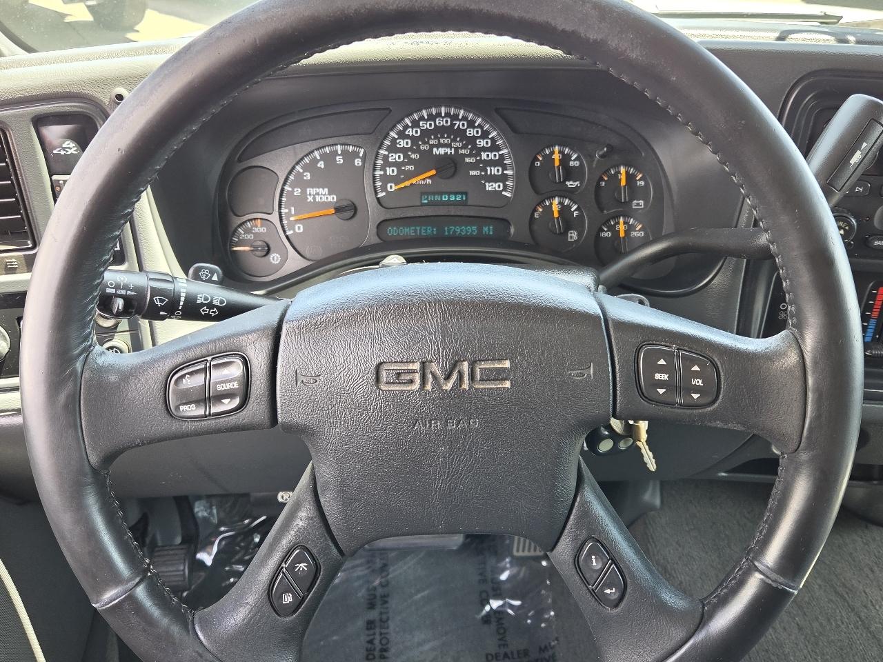GMC Sierra 2500HD  2005
