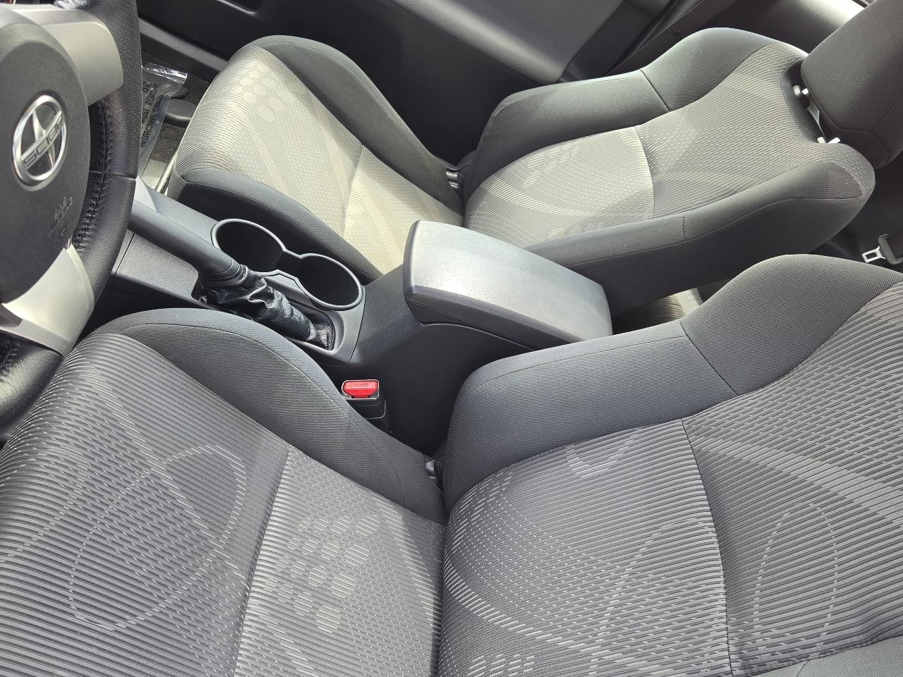 Scion tC  2013