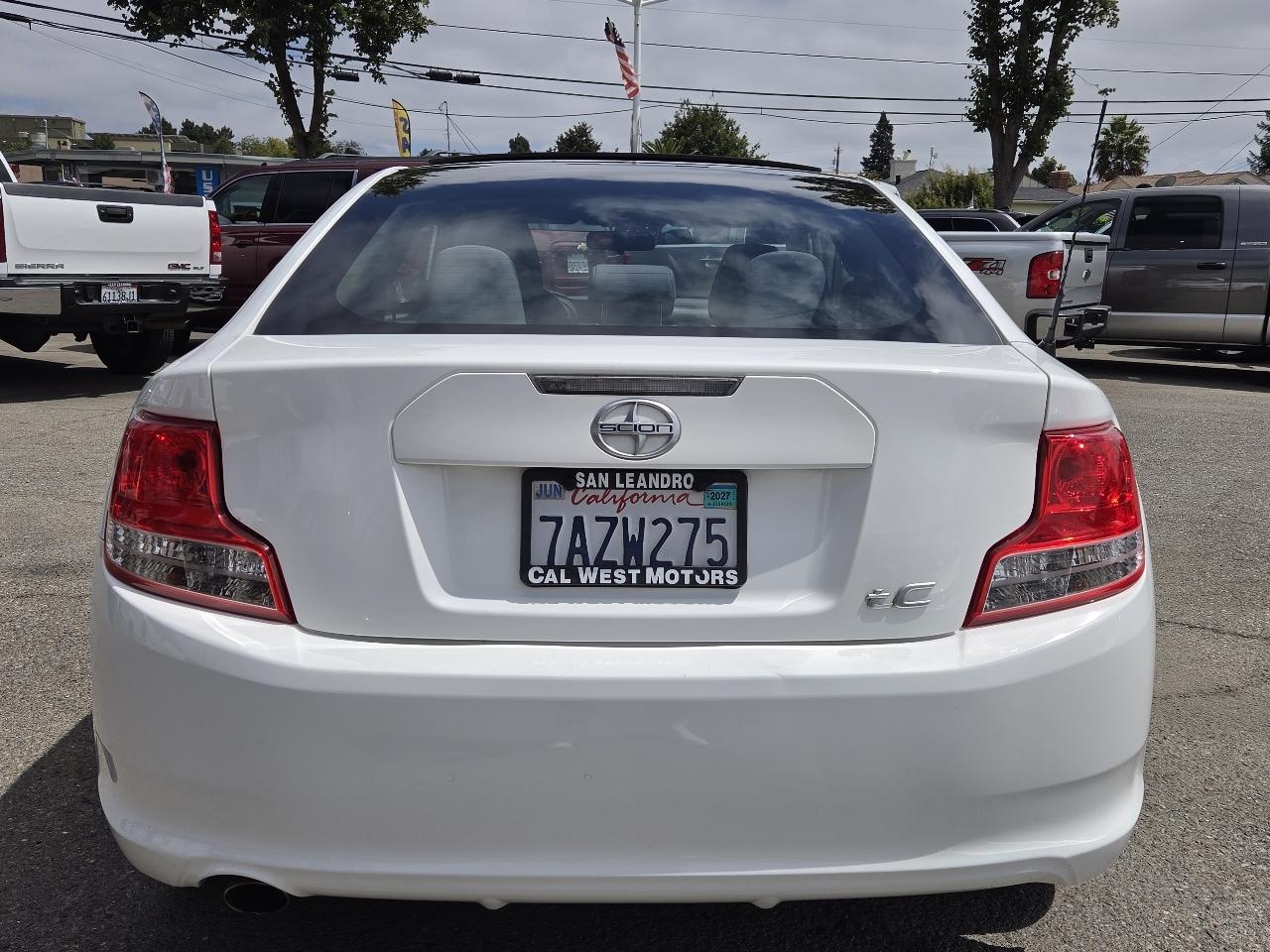 Scion tC  2013