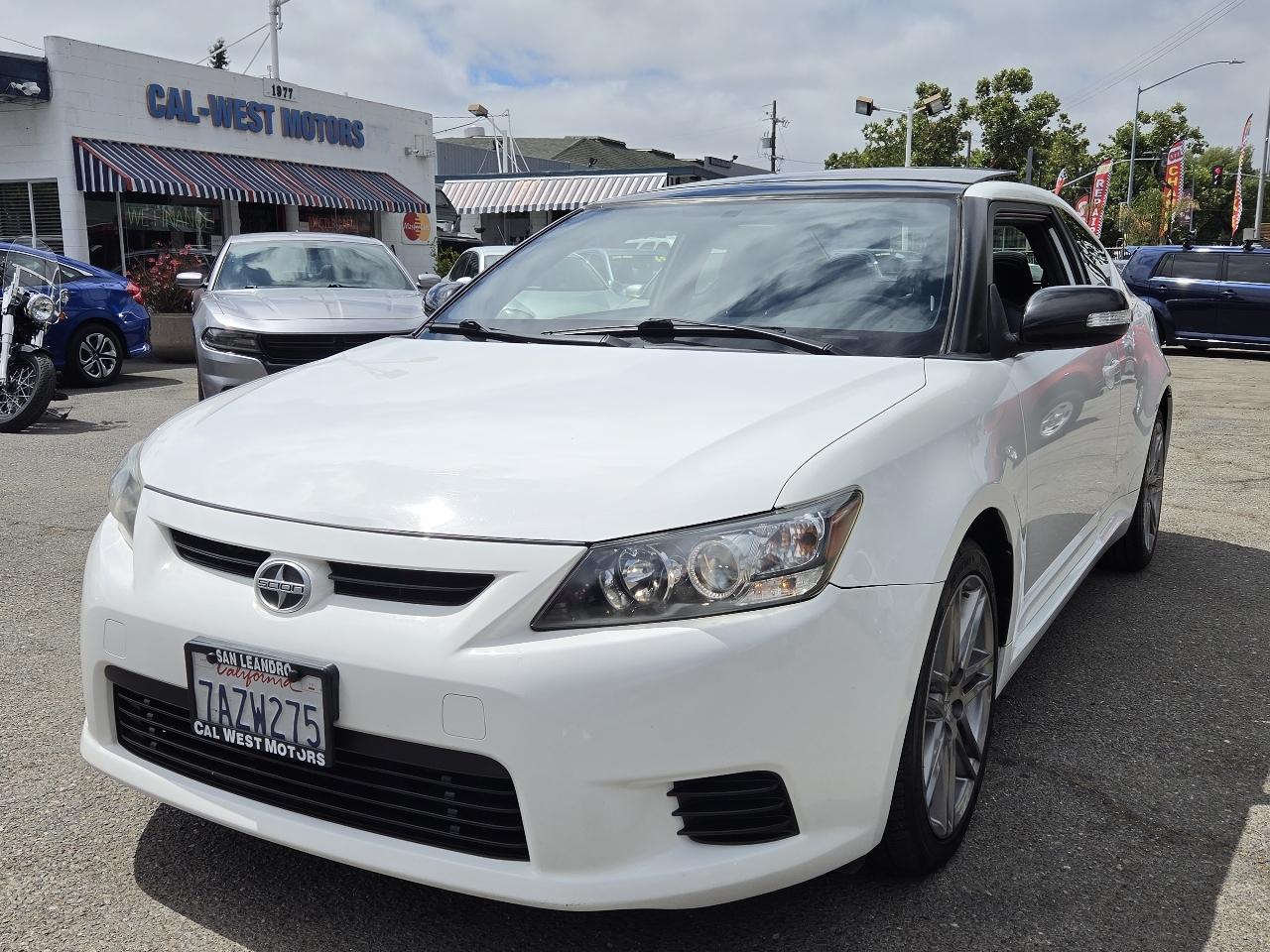 Scion tC  2013
