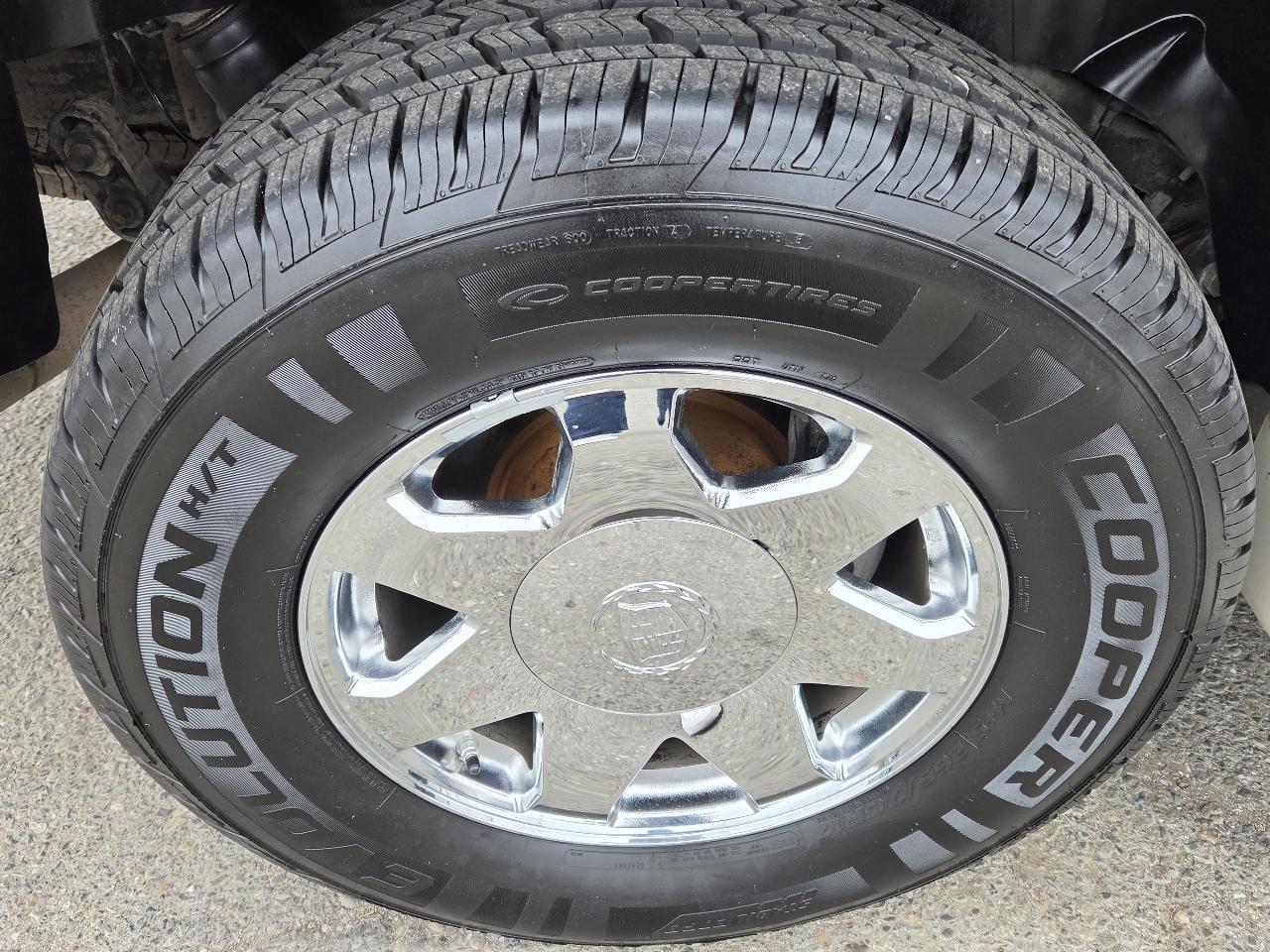 Cadillac Escalade  2004