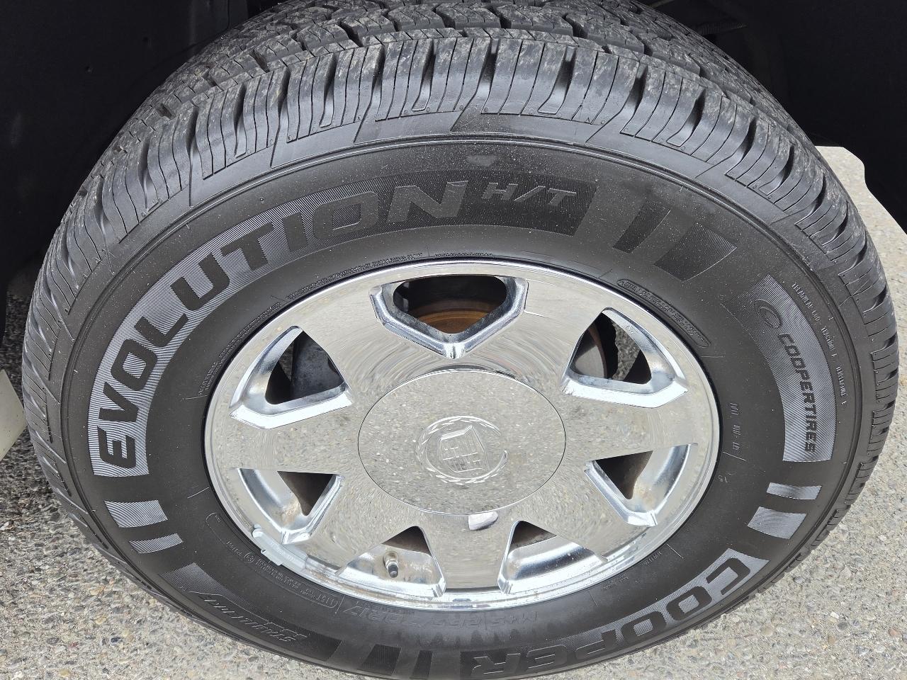 Cadillac Escalade  2004