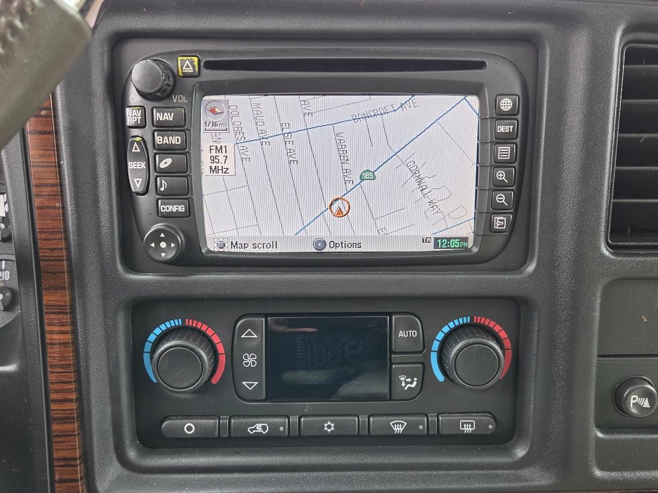 Cadillac Escalade  2004
