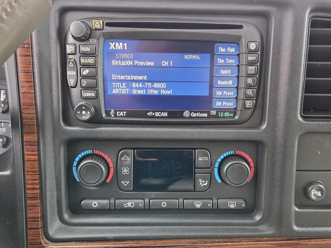 Cadillac Escalade  2004