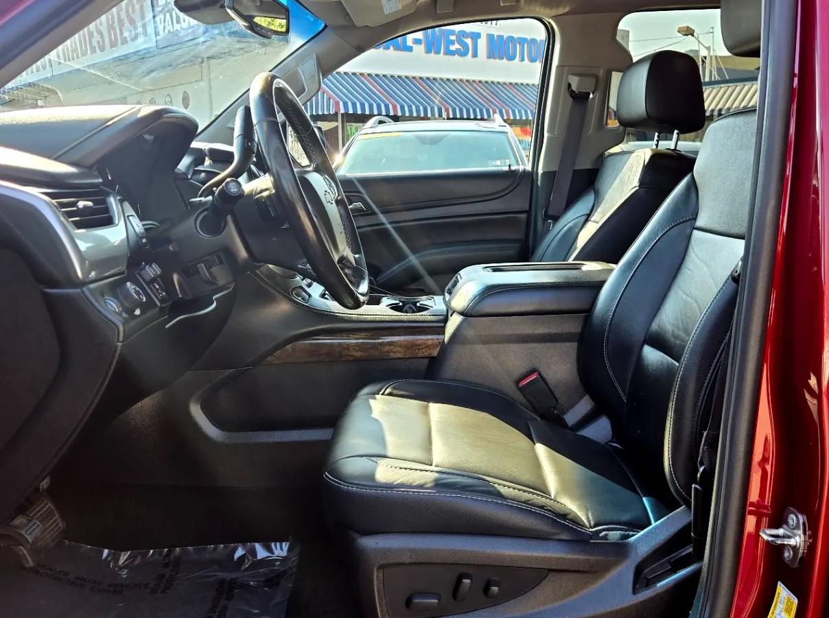 Chevrolet Suburban  2017