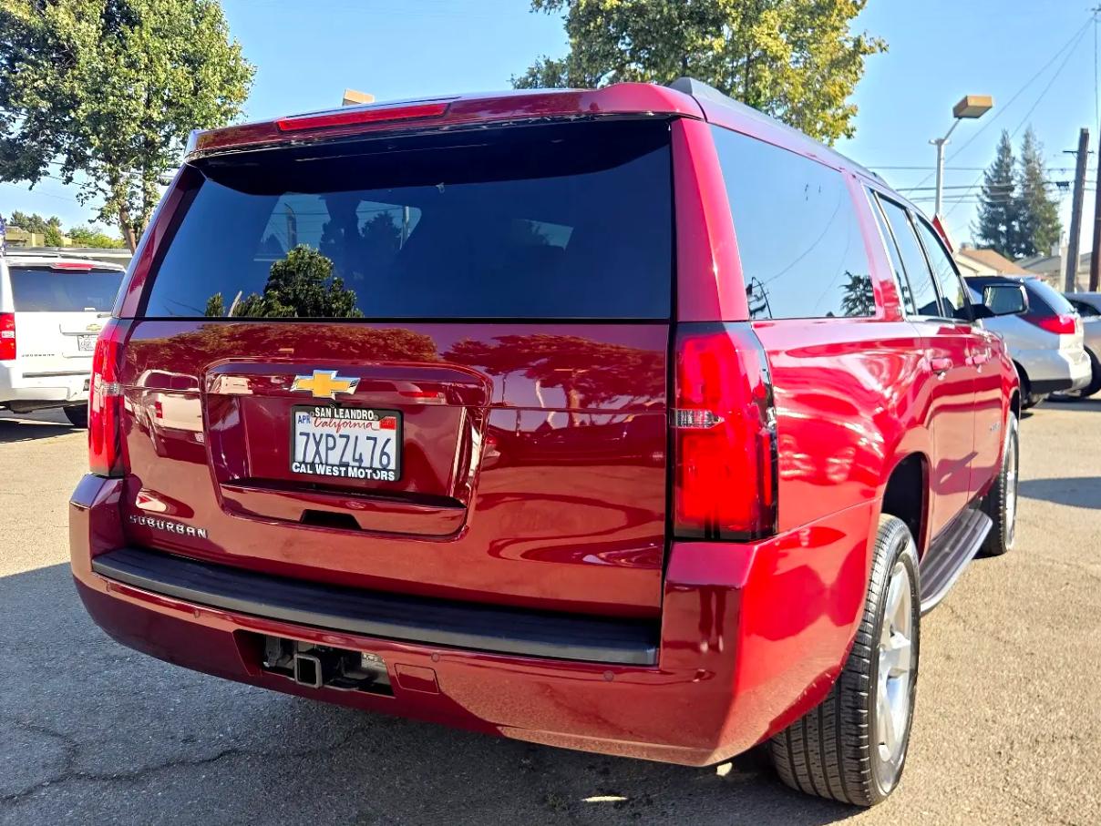 Chevrolet Suburban  2017