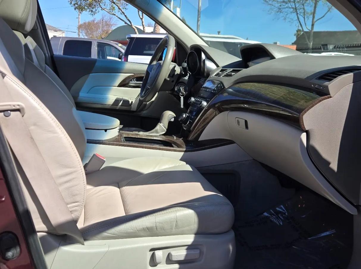 Acura MDX  2010