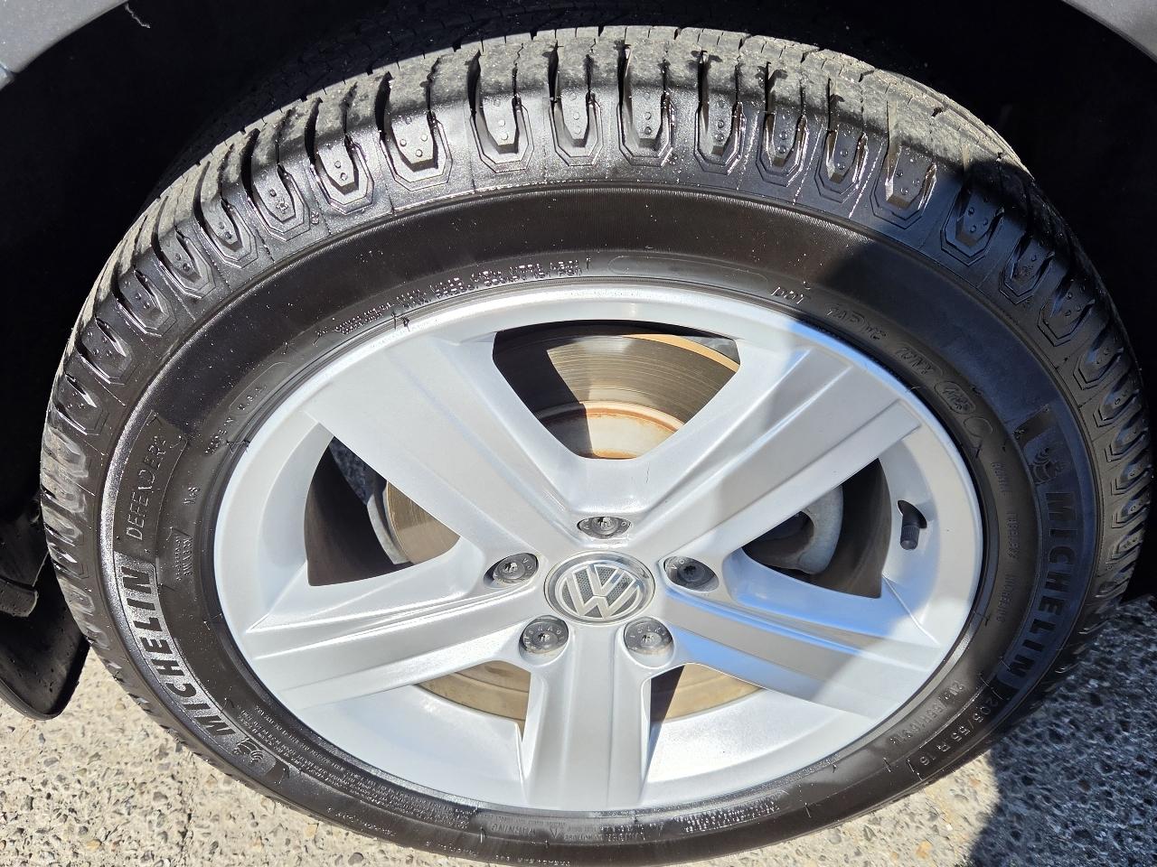 Volkswagen Golf  2017