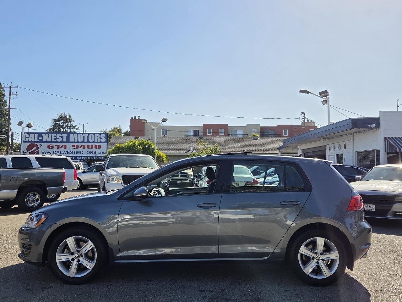 Volkswagen Golf  2017